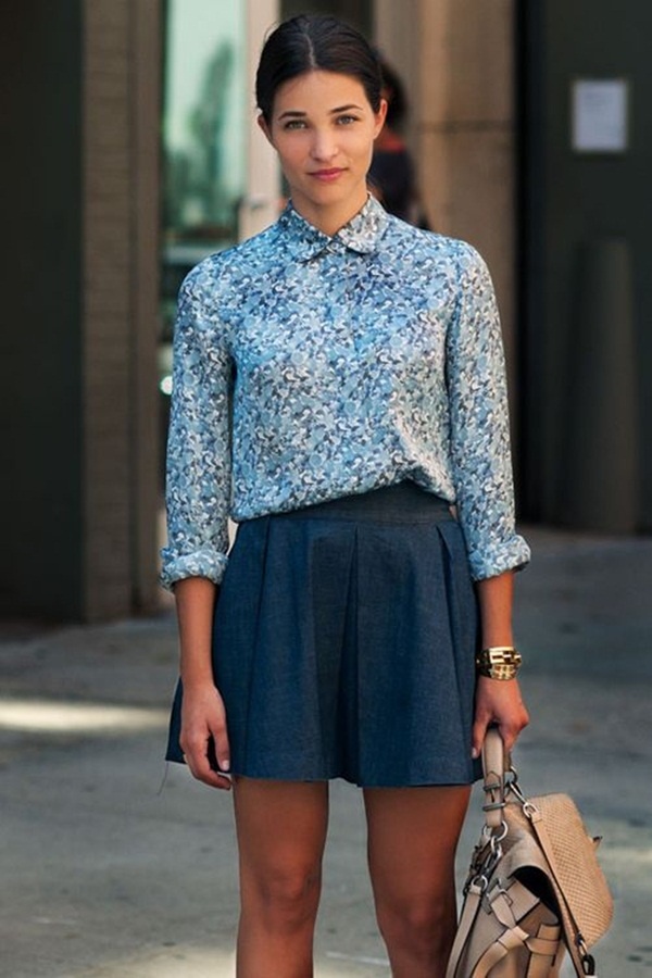 Голубая шелковая блузка с чем носить