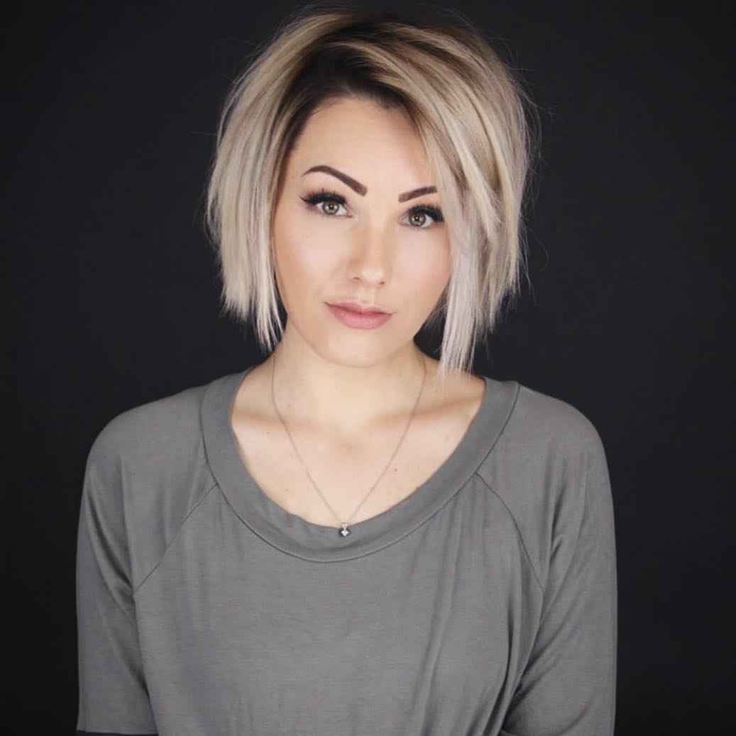 Стрижка каре для блондинки фото_34