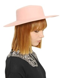 Розовая шерстяная шляпа