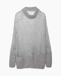 Серый вязаный свободный свитер