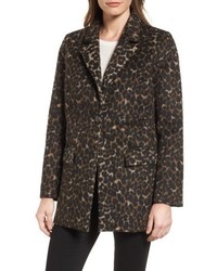 Темно-коричневое пальто с леопардовым принтом