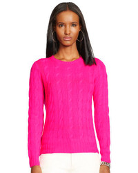 Ярко-розовый вязаный свитер