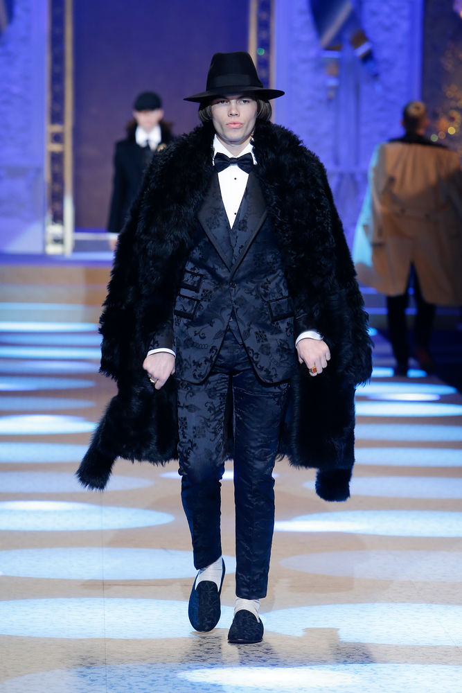Впереди планеты всей. Мужская коллекция Dolce Gabbana осень-зима 2018-2019. Часть 1, фото № 40