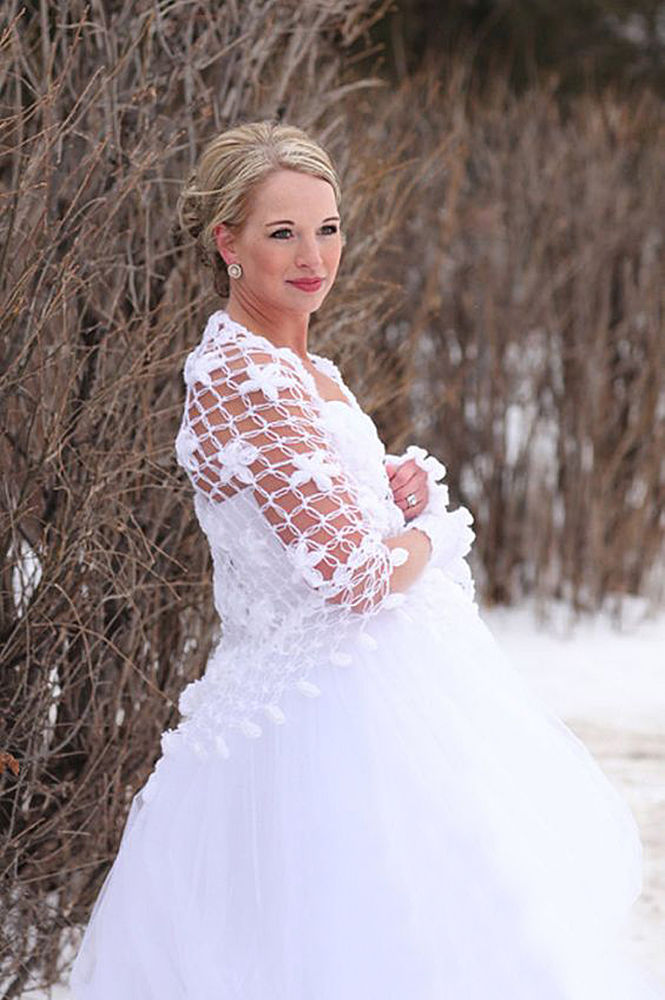 Аксессуары для зимнего образа невесты или как не замерзнуть на собственной свадьбе, фото № 30