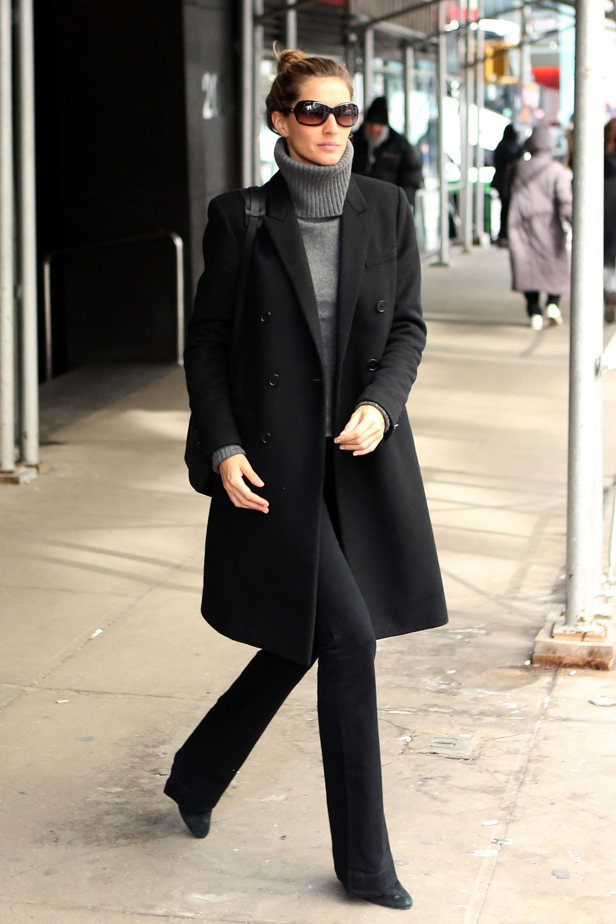 Пальто черное женское фото с чем носить фото