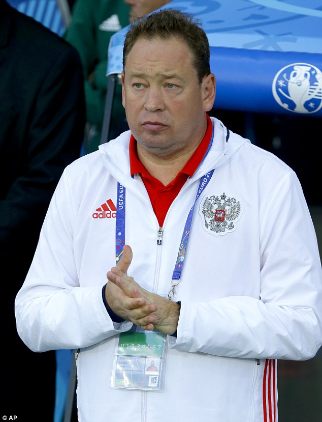 Leonid Slutsky has stepped down as manager of the Russia national team following their Euro 2016 exit