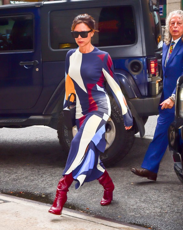 Стильные трикотажные платья осень-зима 2019-2020: фото идеи луков