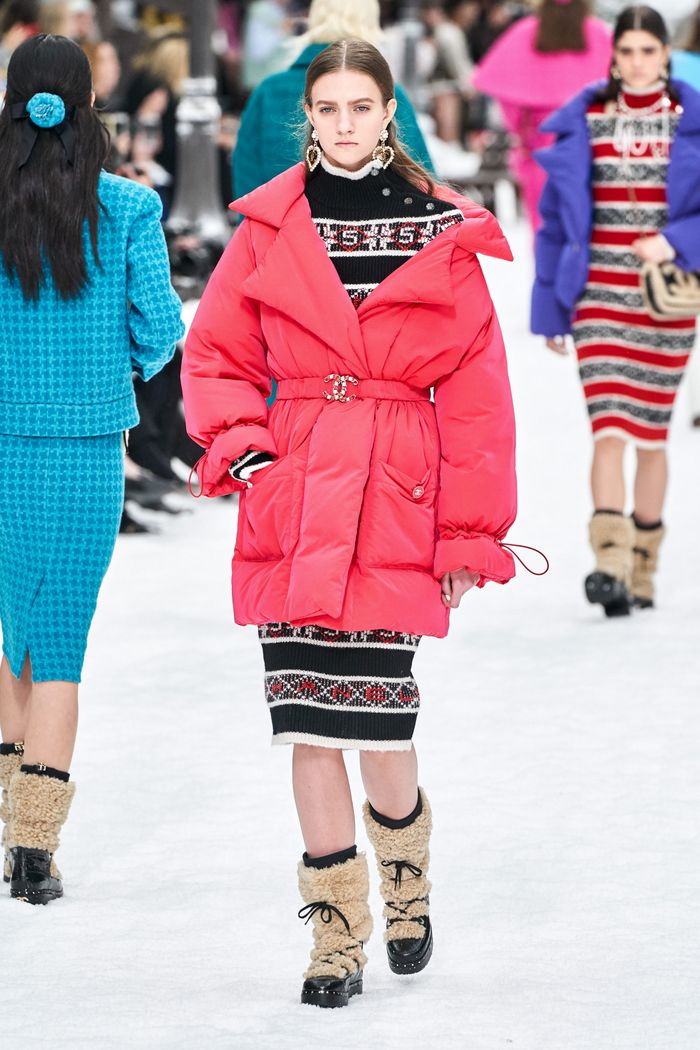 Модный пуховик осень-зима 2019-2020 Chanel